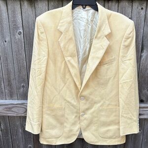 Lanvin Paris vintage size 42R blazer.